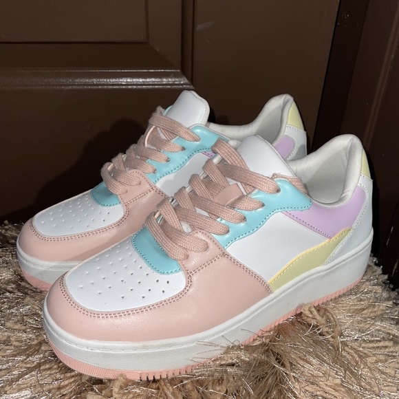 Candy Color Sneakers 🍭 - Picture 4 of 5